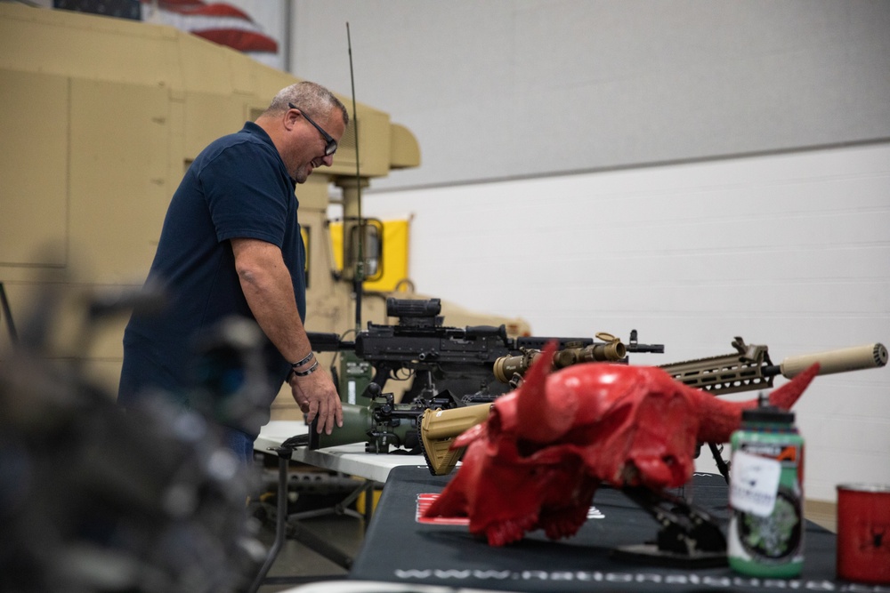 Iowa employers visit Iowa City National Guard facility