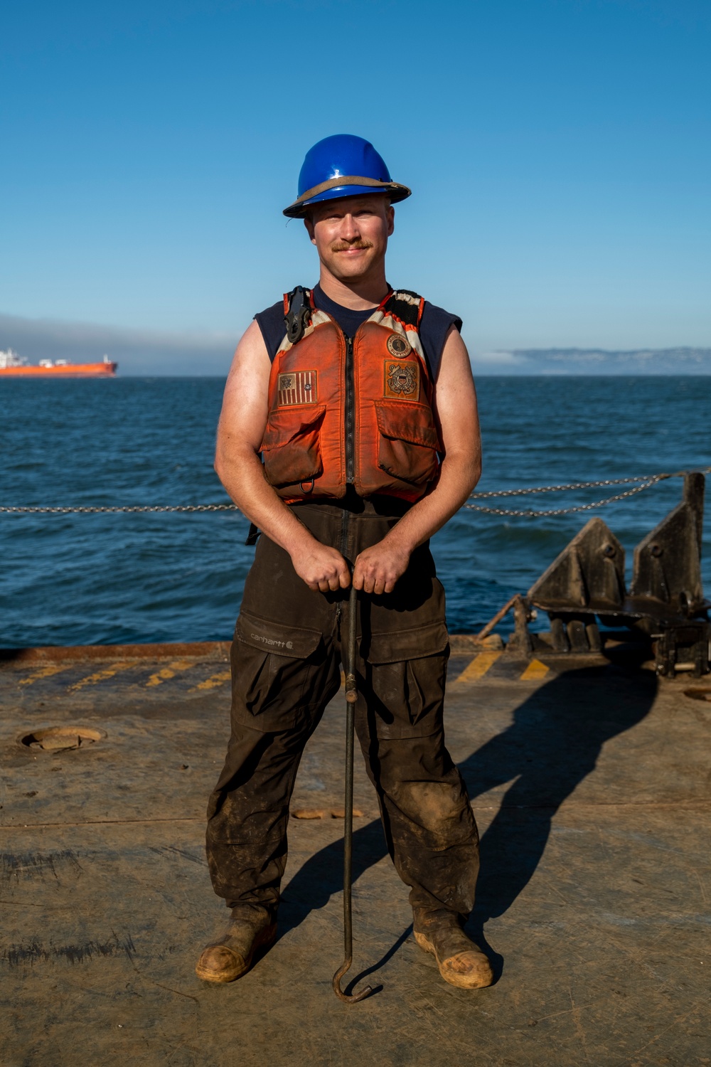 Coast Guard Cutter Elm sets buoys for San Francisco Fleet Week