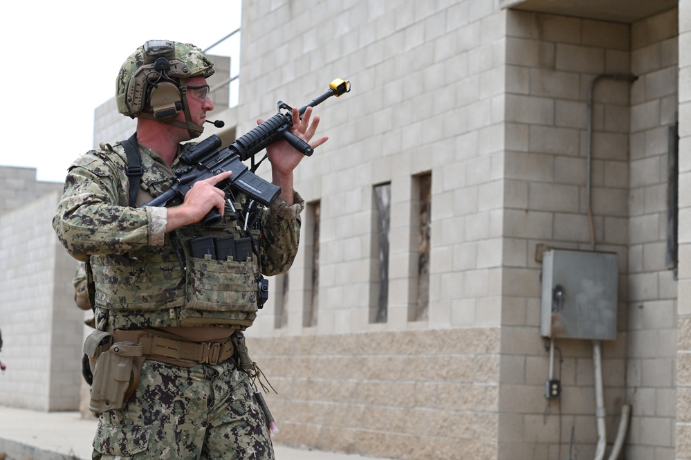 U.S. Coast Guard Port Security Unit participates in Exercise Resolute Hunter