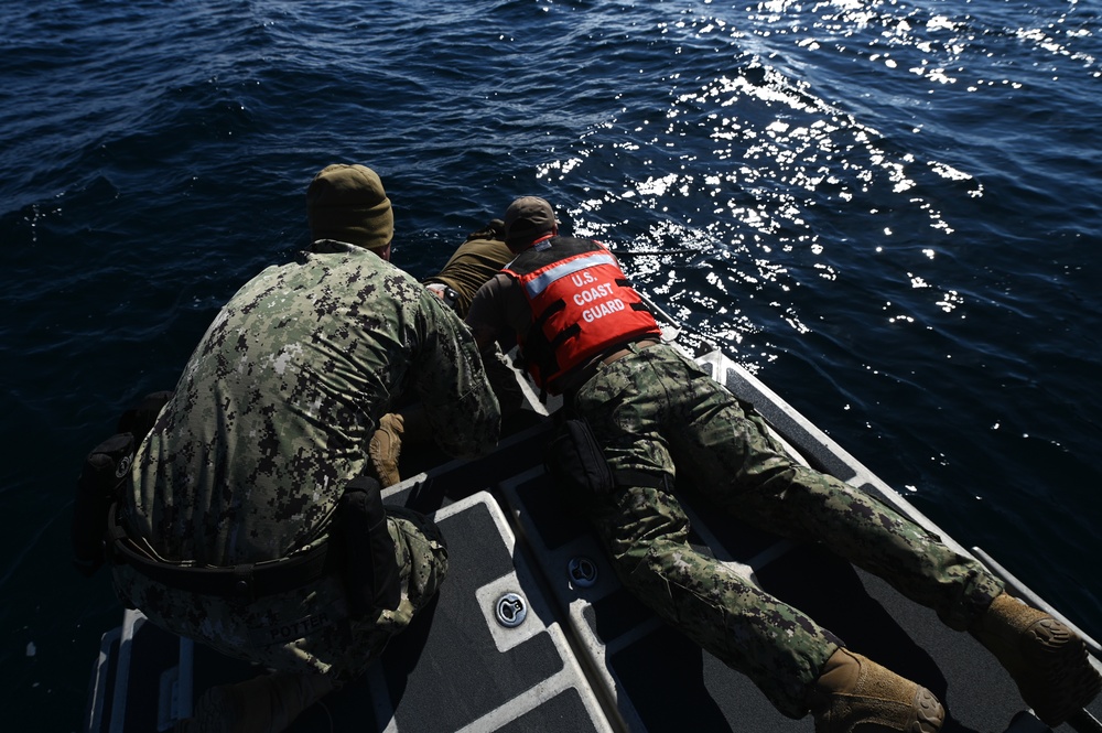 U.S. Coast Guard Port Security Unit participates in Exercise Resolute Hunter