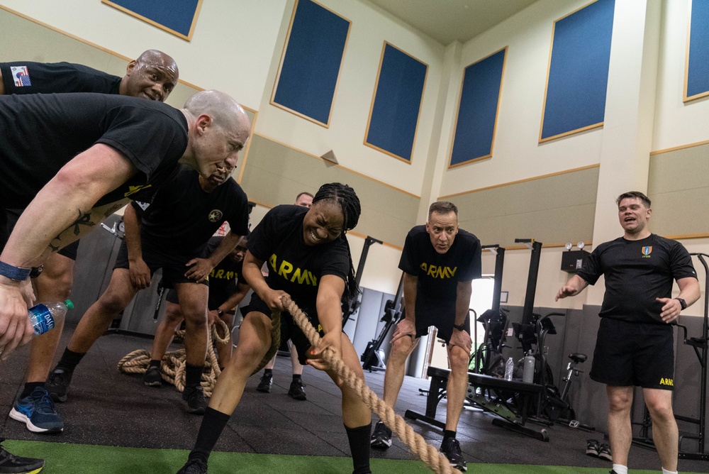 Physical Training with 1st Signal Brigade Command Teams