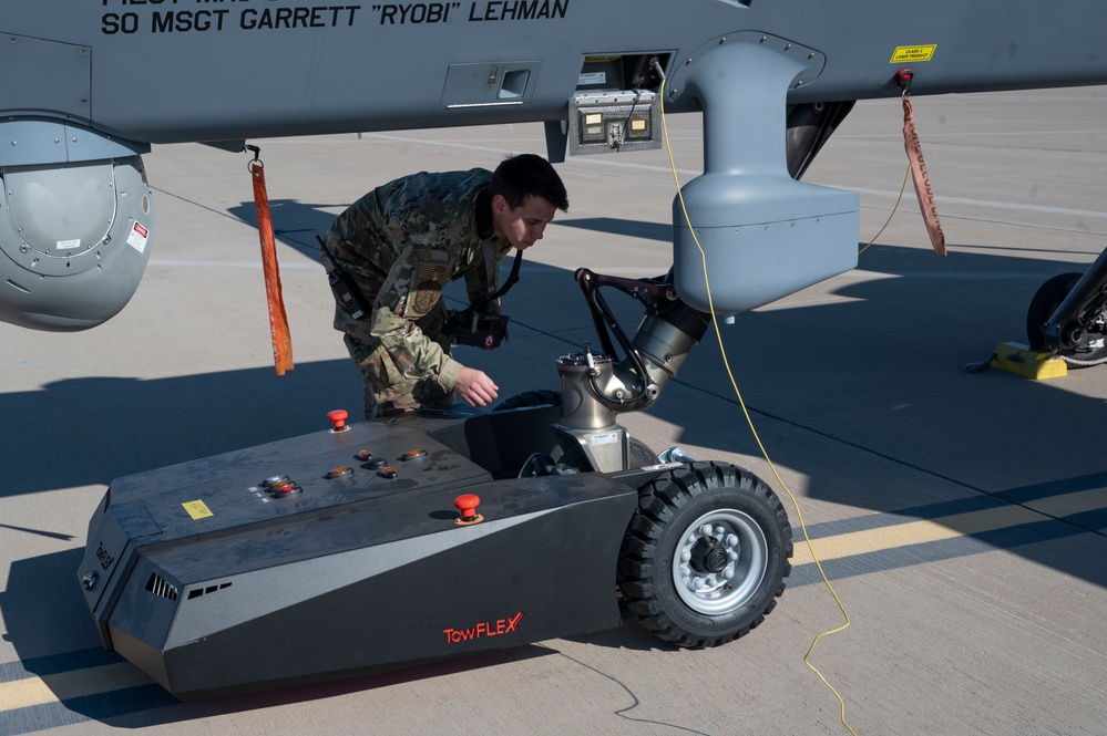 49th AMU demonstrates new aircraft tug capabilities