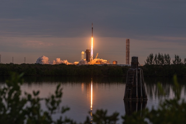 Starlink 4-37 Launch