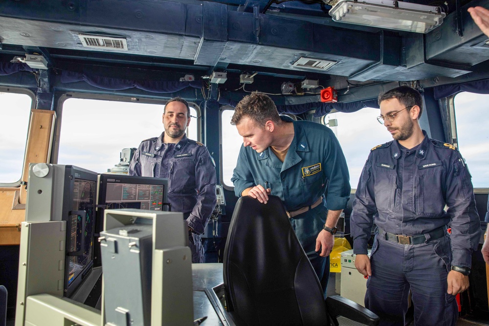 USS Leyte Gulf (CG 55) Daily Operations