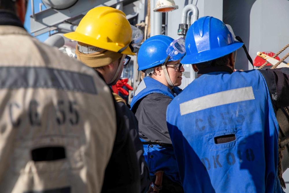 USS Leyte Gulf (CG 55) Daily Operations