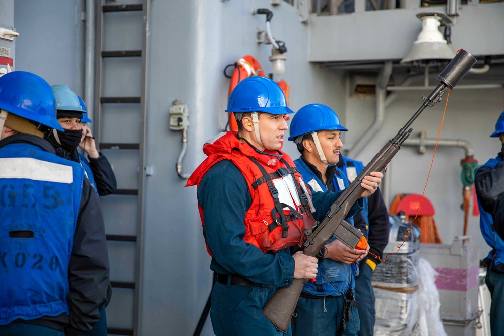 USS Leyte Gulf (CG 55) Completes Replenishment-at-Sea