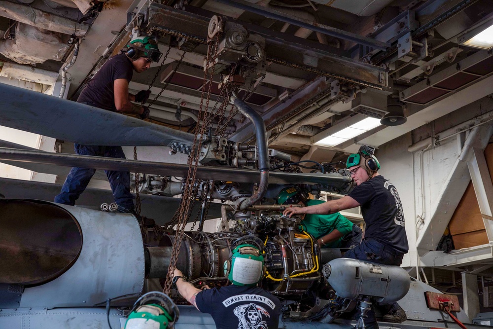 USS Leyte Gulf (CG 55) Daily Operations