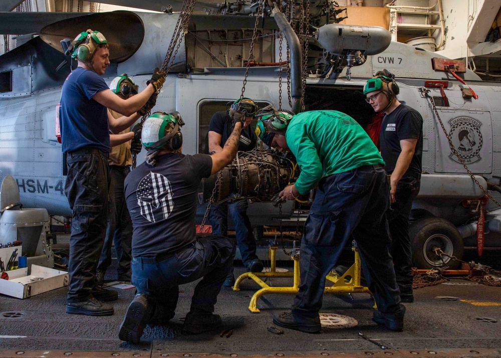 USS Leyte Gulf (CG 55) Daily Operations