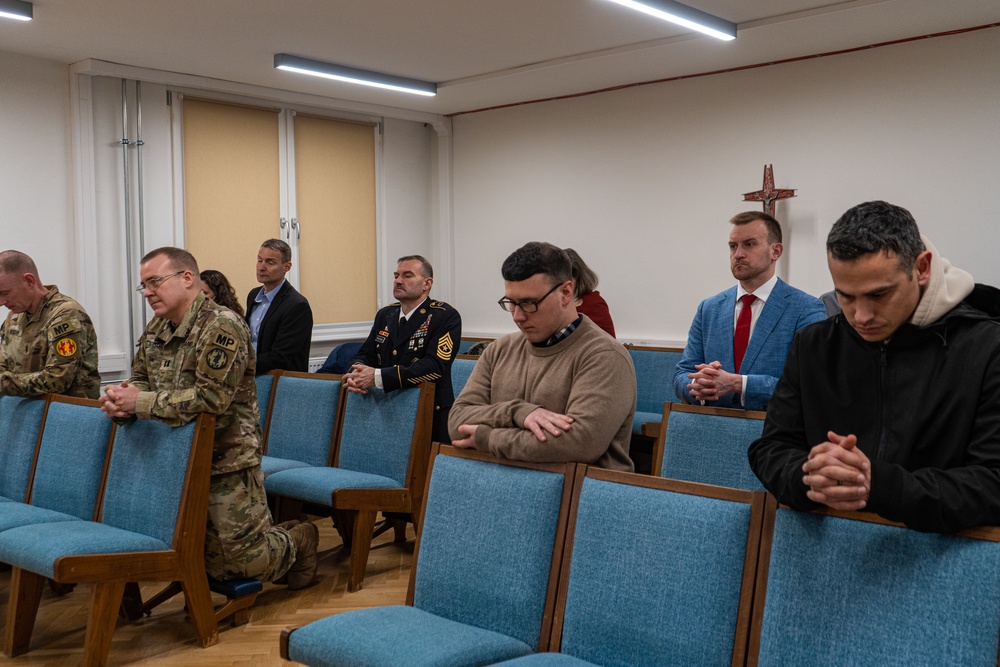 Archbishop Broglio conducts Christmas Mass with Soldiers in Poland