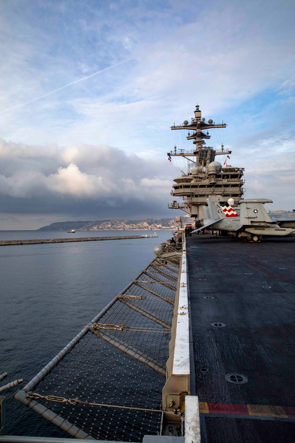 USS George H.W. Bush (CVN 77) Arrives in Marseille, France