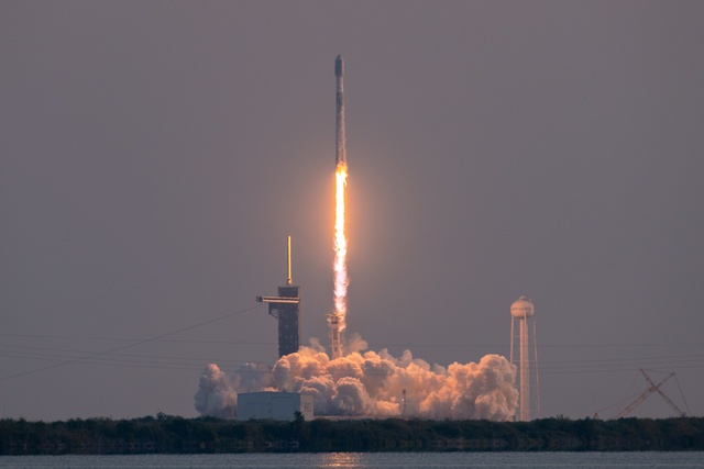 Starlink 4-18 Launch