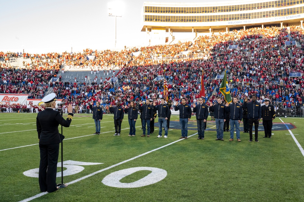 Oath of enlistment at AutoZone Liberty Bowl