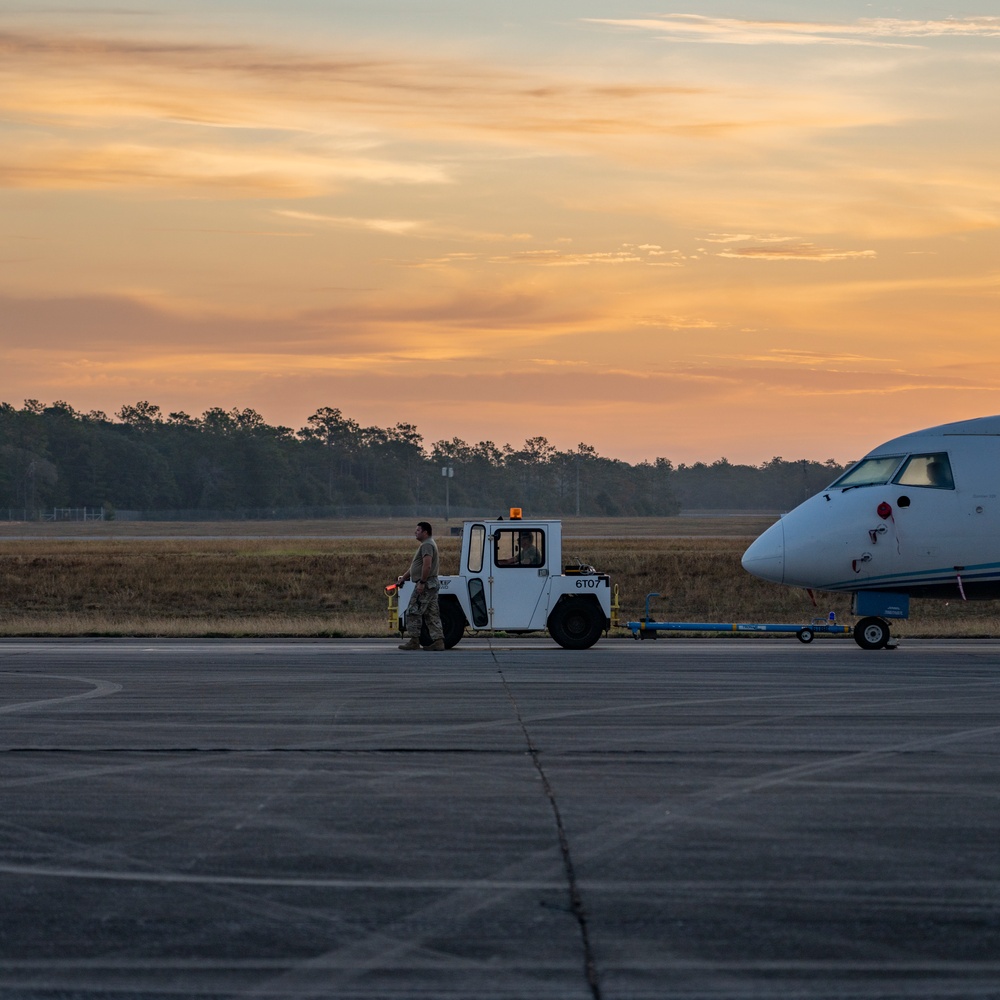 C-146A Wolfhound taxi