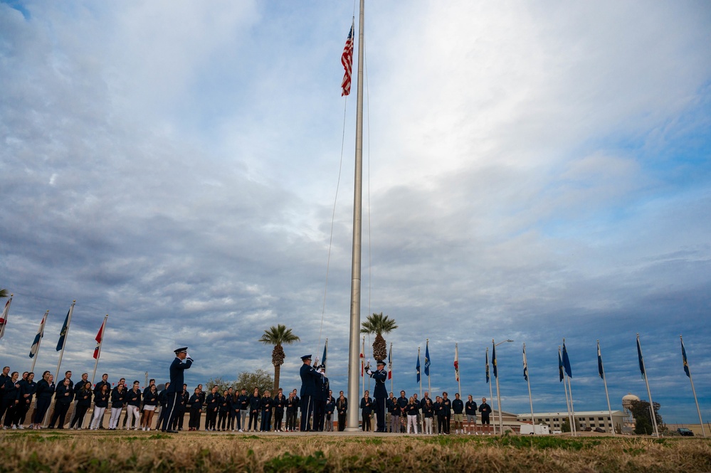 Luke AFB hosts All-American golfers