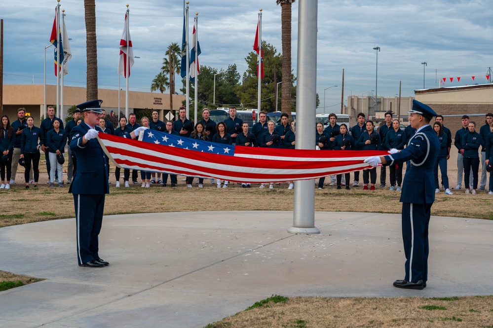 Luke AFB hosts All-American golfers
