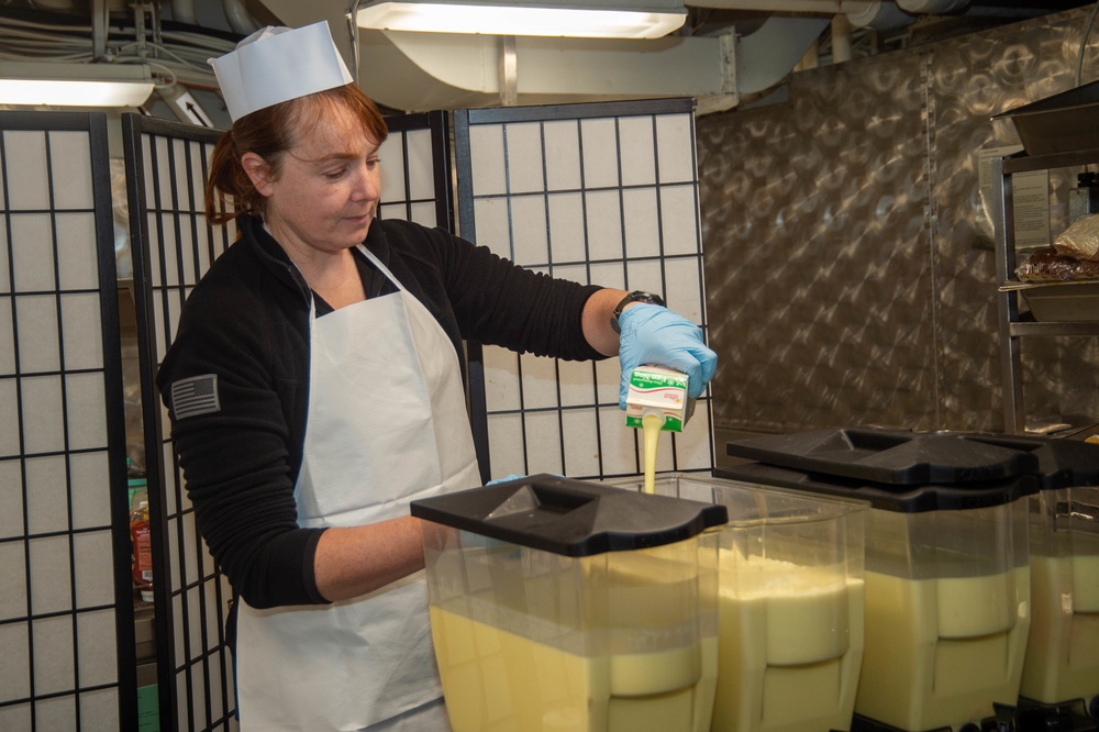 USS Ronald Reagan hosts a Christmas meal