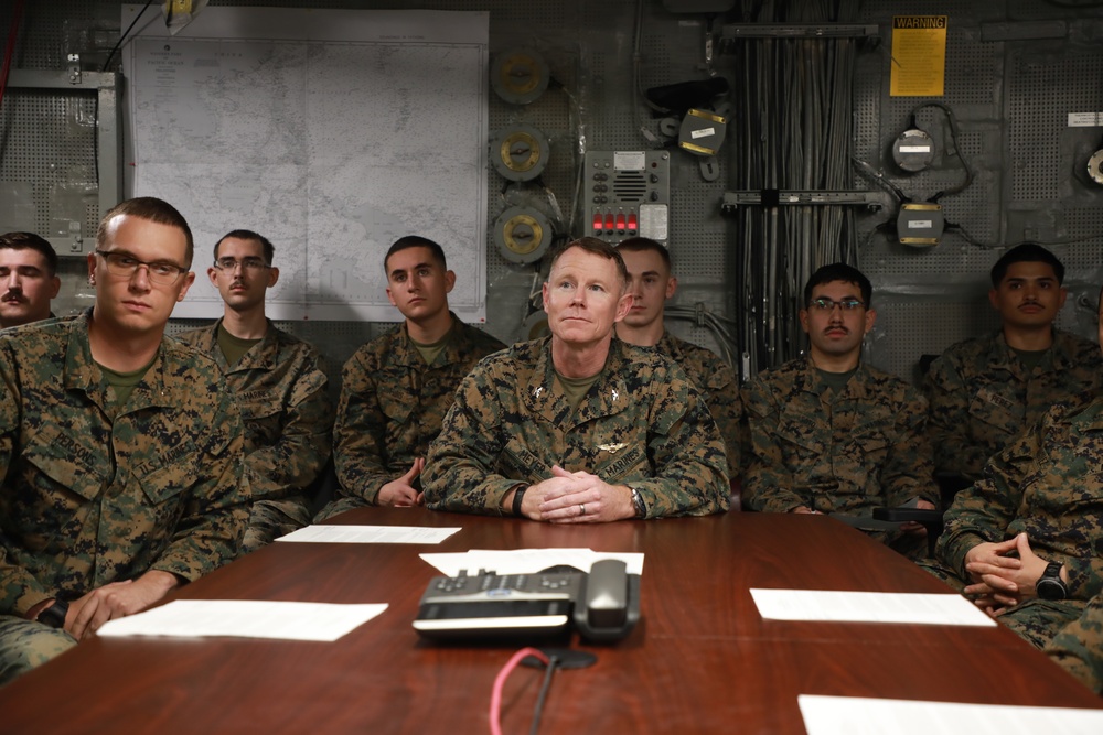 SecDef calls 13th MEU