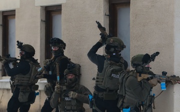 German Tactical Police Units Train at JMRC
