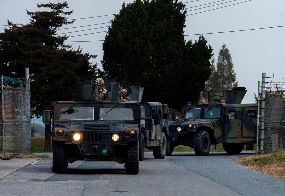 ROK MPs/U.S. Defenders tackle Combat Readiness Course
