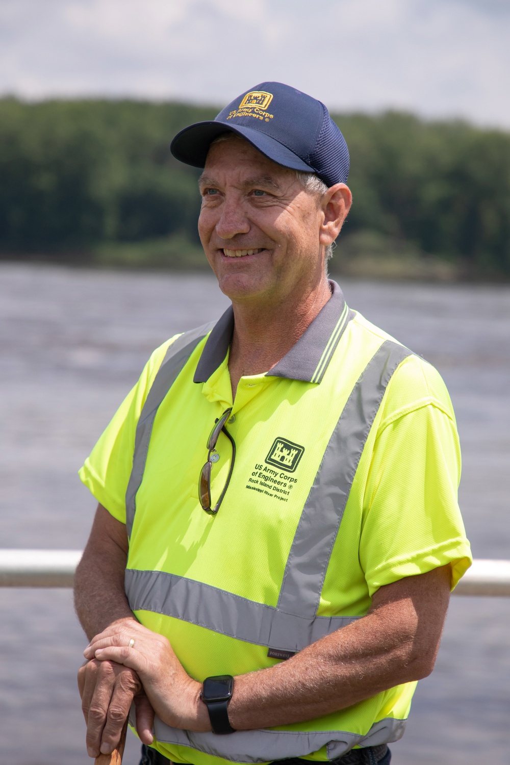 Enjoying Visitors at the Lock and Dam