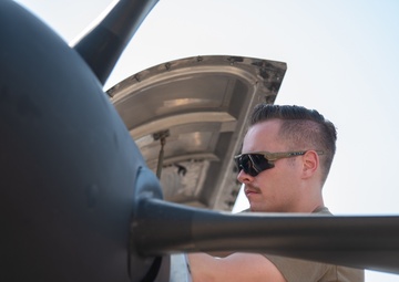 Maintenance University provides training for Airmen from five states
