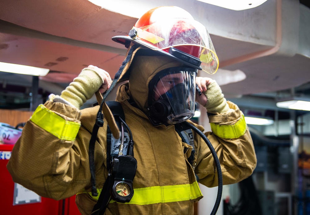 Sailors Serve Aboard USS Carl Vinson (CVN 70)