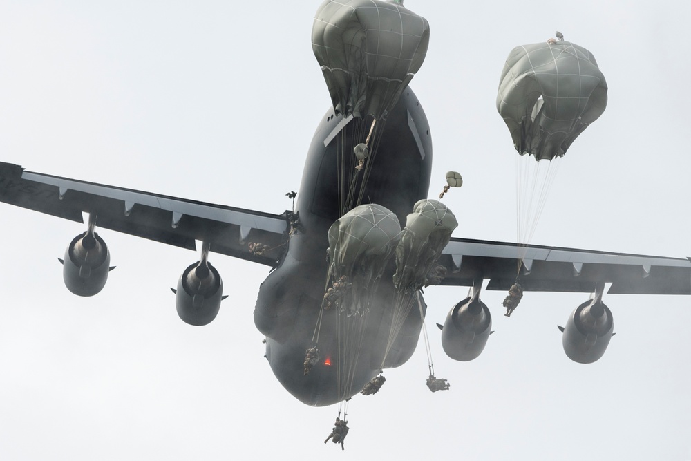 U.S. Air Force and Army conduct airborne operations at JBER