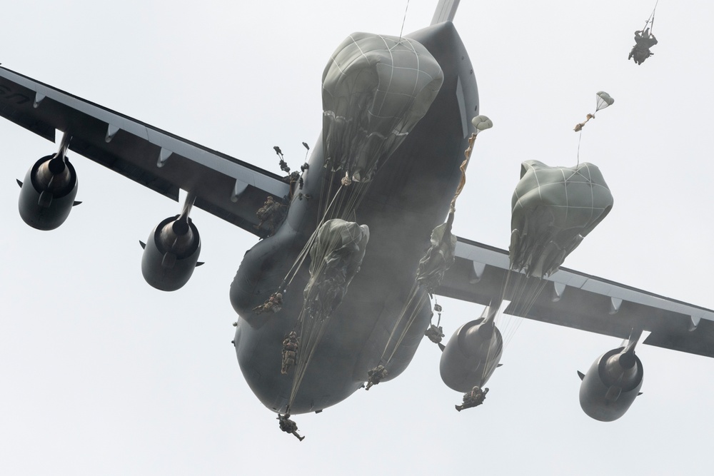 U.S. Air Force and Army conduct airborne operations at JBER