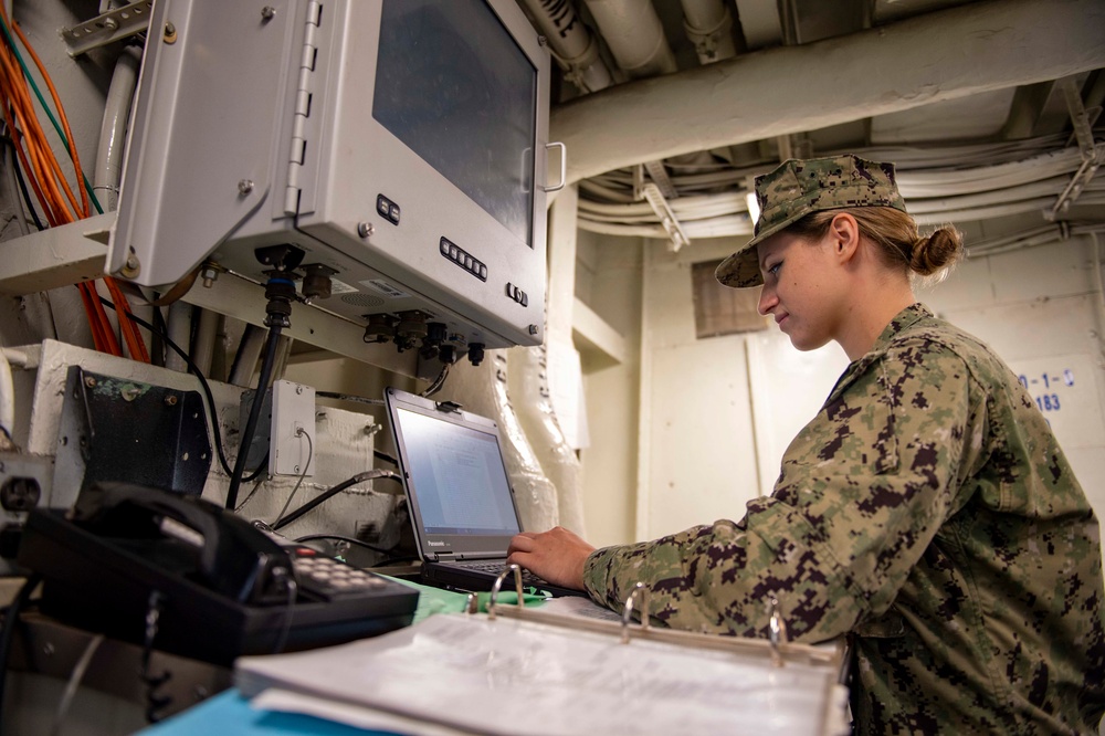 Sailors Serve Aboard USS Carl Vinson (CVN 70)