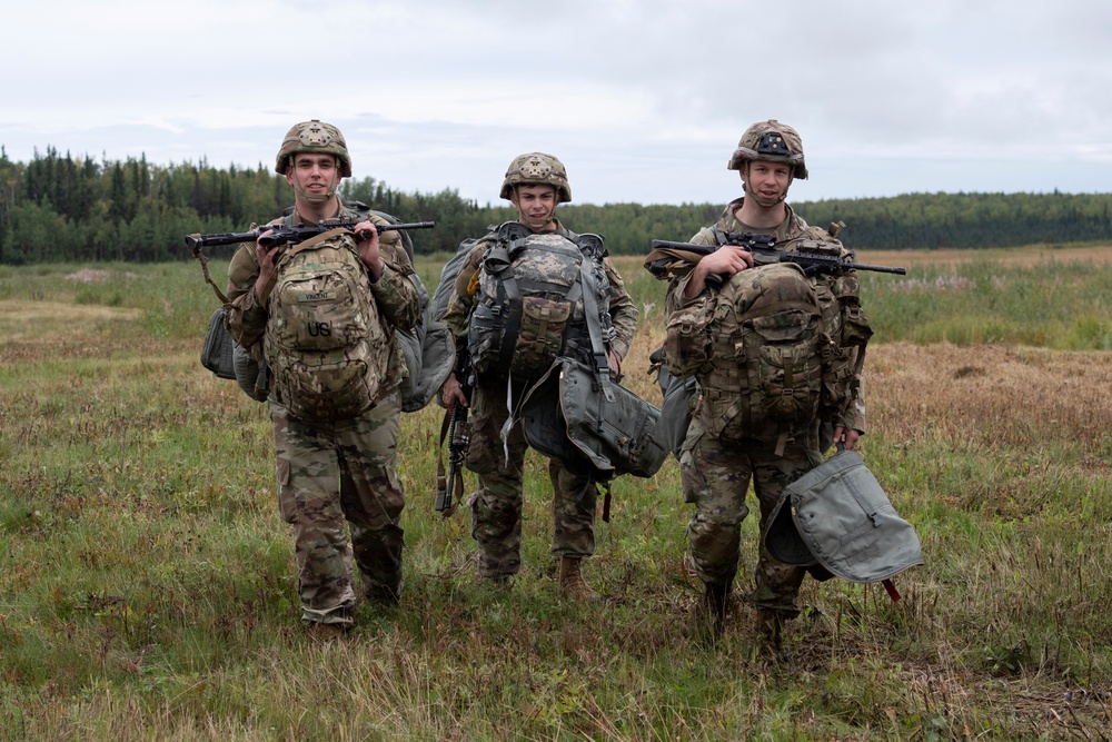 U.S. Air Force and Army conduct airborne operations at JBER