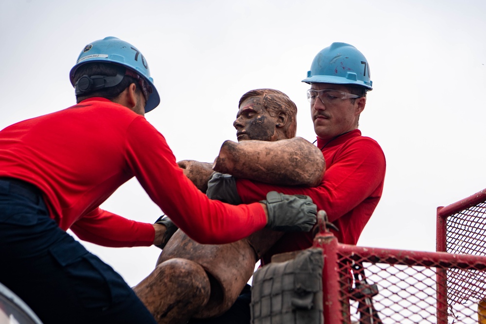 Sailors Serve Aboard USS Carl Vinson (CVN 70)