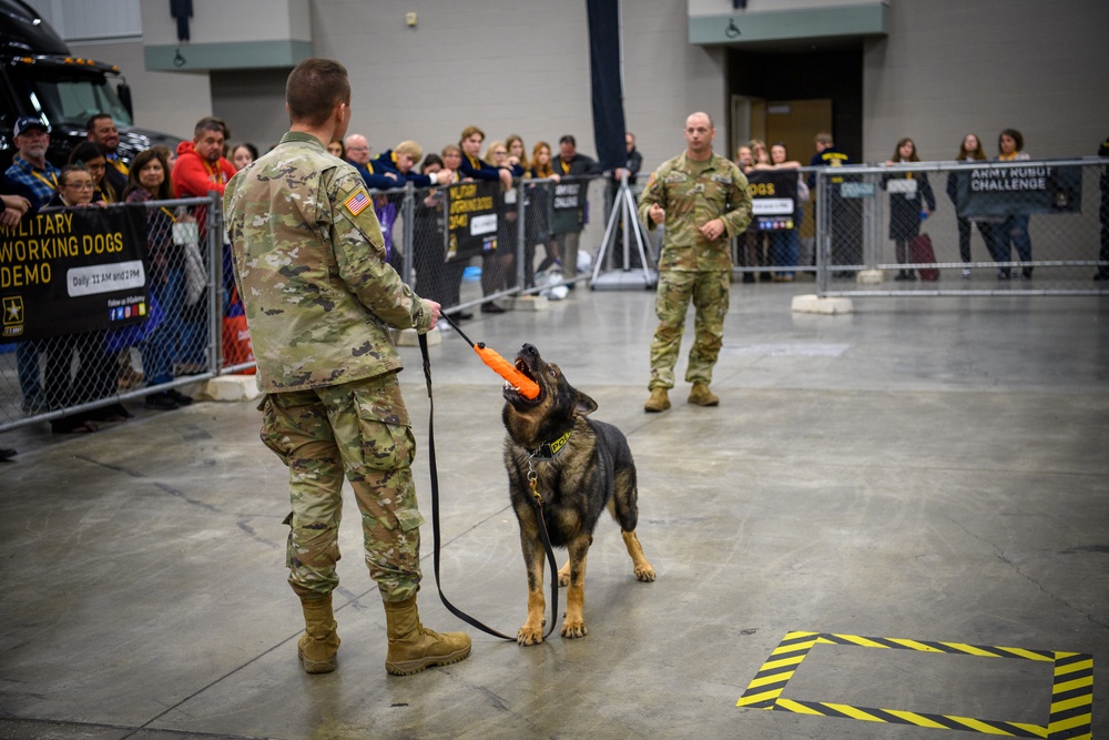 USAREC Soldier and K9 Atuk demonstration at FFA