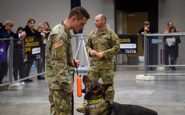 USAREC Soldier and K9 Atuk demonstration at FFA