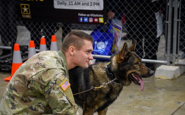 USAREC Soldier and K9 Atuk demonstration at FFA