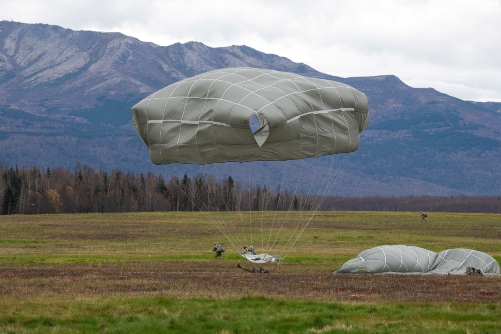 Army paratroopers and Marine Corps aviators conduct joint airborne operations at JBER