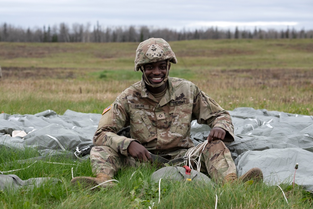 Army paratroopers and Marine Corps aviators conduct joint airborne operations at JBER