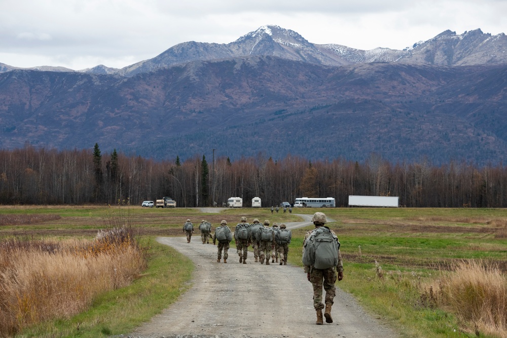 Army paratroopers and Marine Corps aviators conduct joint airborne operations at JBER