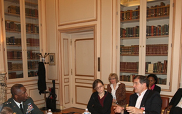 Gen. Kip Ward's visit to Paris for a media roundtable, January 2010