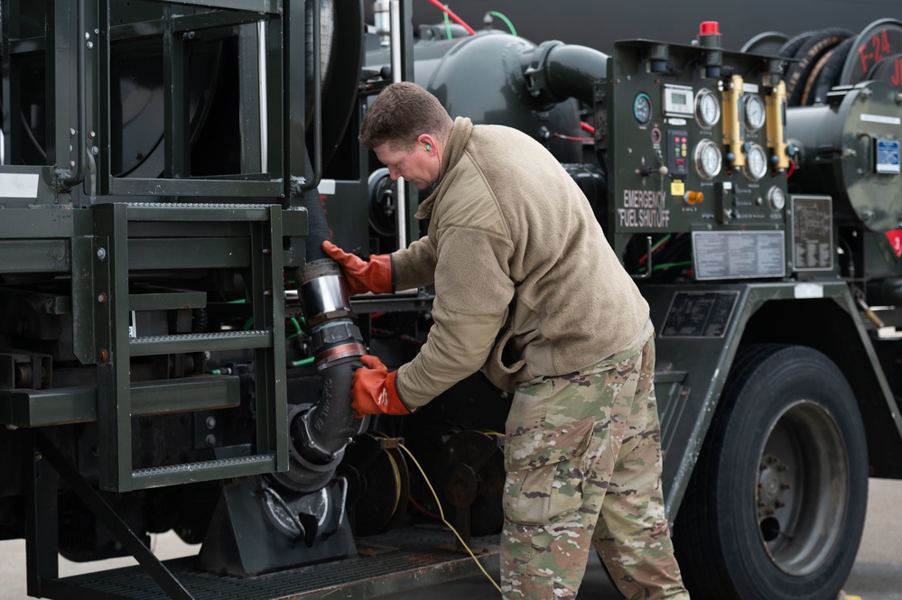 157th Airmen Fuel the Fight