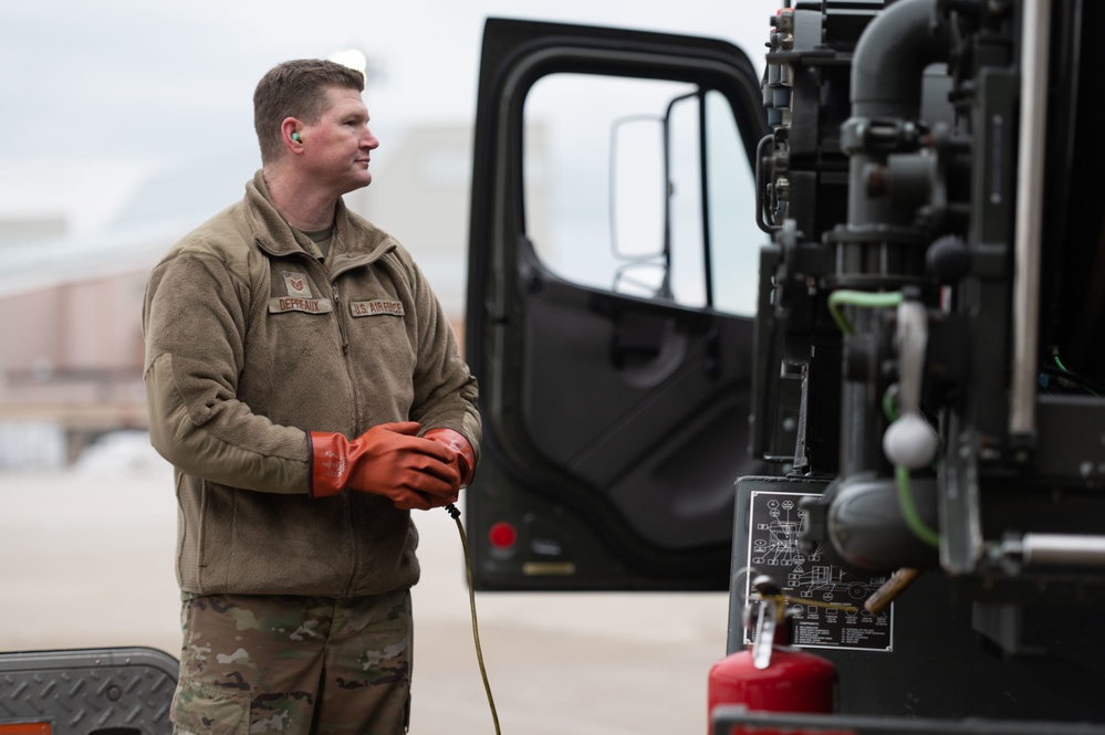 157th Airmen Fuel the Fight