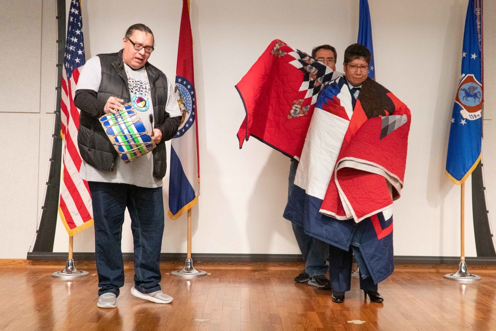 Communications flight Airman retires after 32 years of service