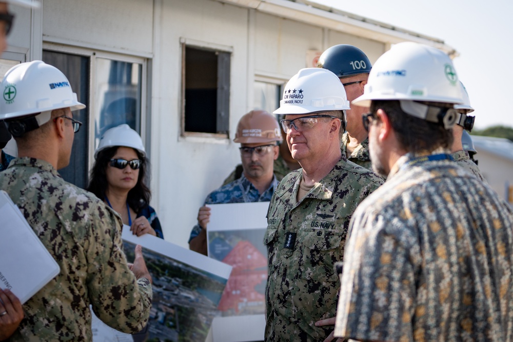 U.S. Pacific Fleet Commander Visits Pearl Harbor Naval Shipyard