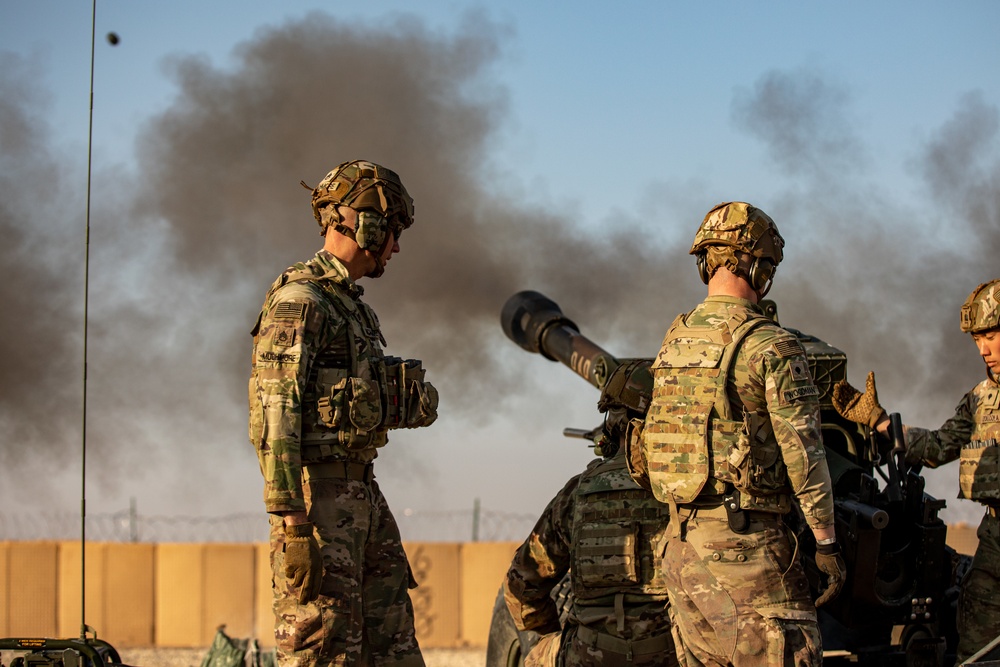 Bravo Battery, 1st Battalion, 134th Field Artillery Regiment, 37th Infantry Brigade Combat Team, Ohio Army National Guard Conduct an operational rehearsal exercise of the M119 Howitzer