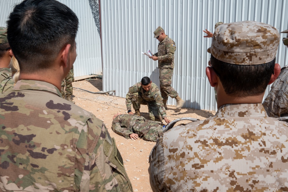 PSAB Soldiers - RSLF Conduct Integrated TCCC Training