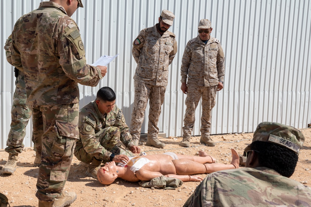 PSAB Soldiers - RSLF Conduct Integrated TCCC Training