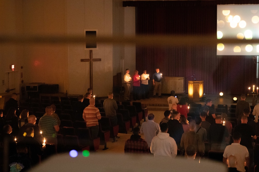 Christmas Eve Candlelight Service