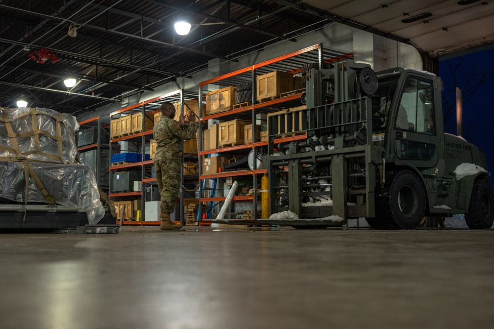 914 ARW Aerial Port Squadron Cargo Load Operations