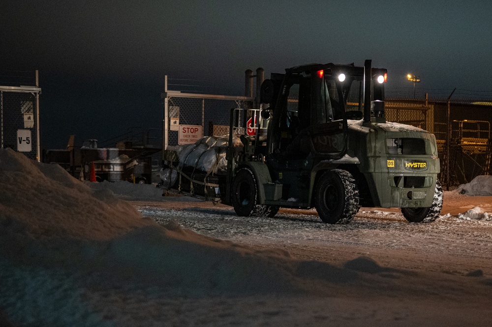 914 ARW Aerial Port Squadron Cargo Load Operations