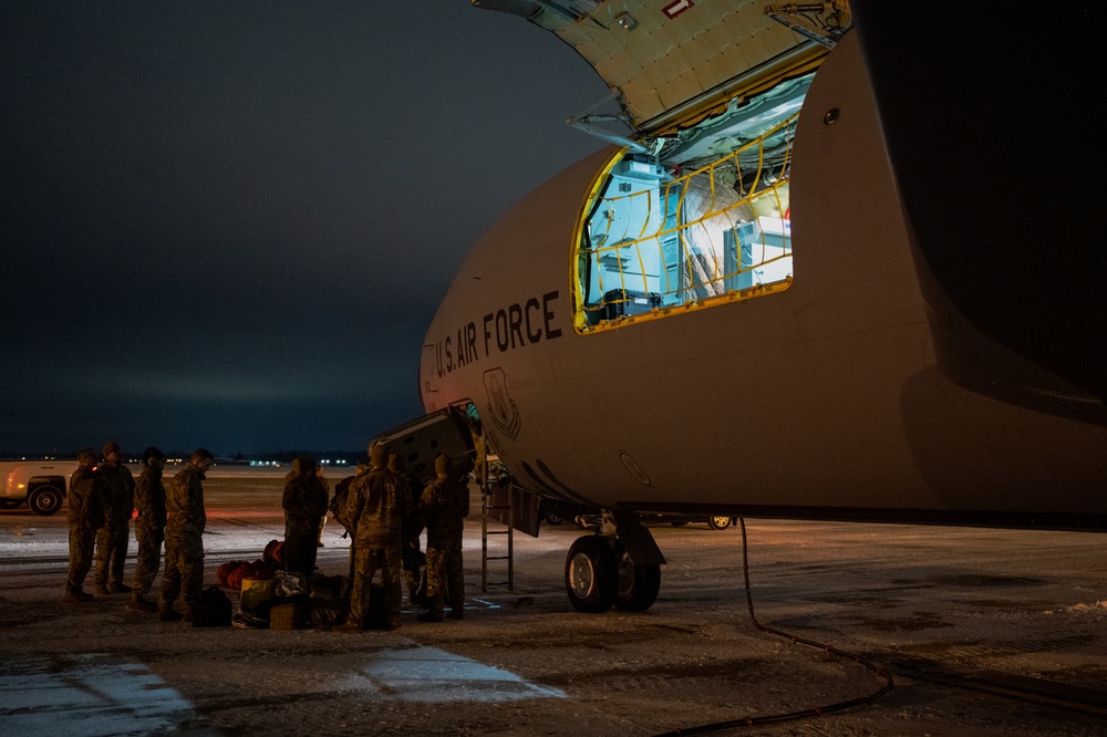 914 ARW KC-135 Stratotanker preflight inspection