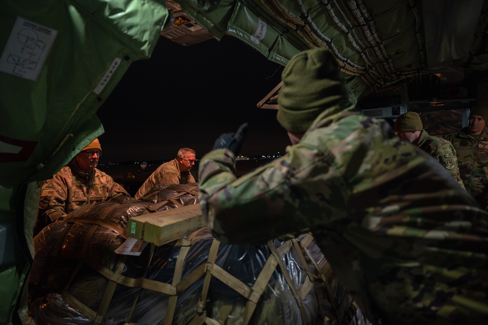 914 ARW KC-135 Stratotanker Cargo Load